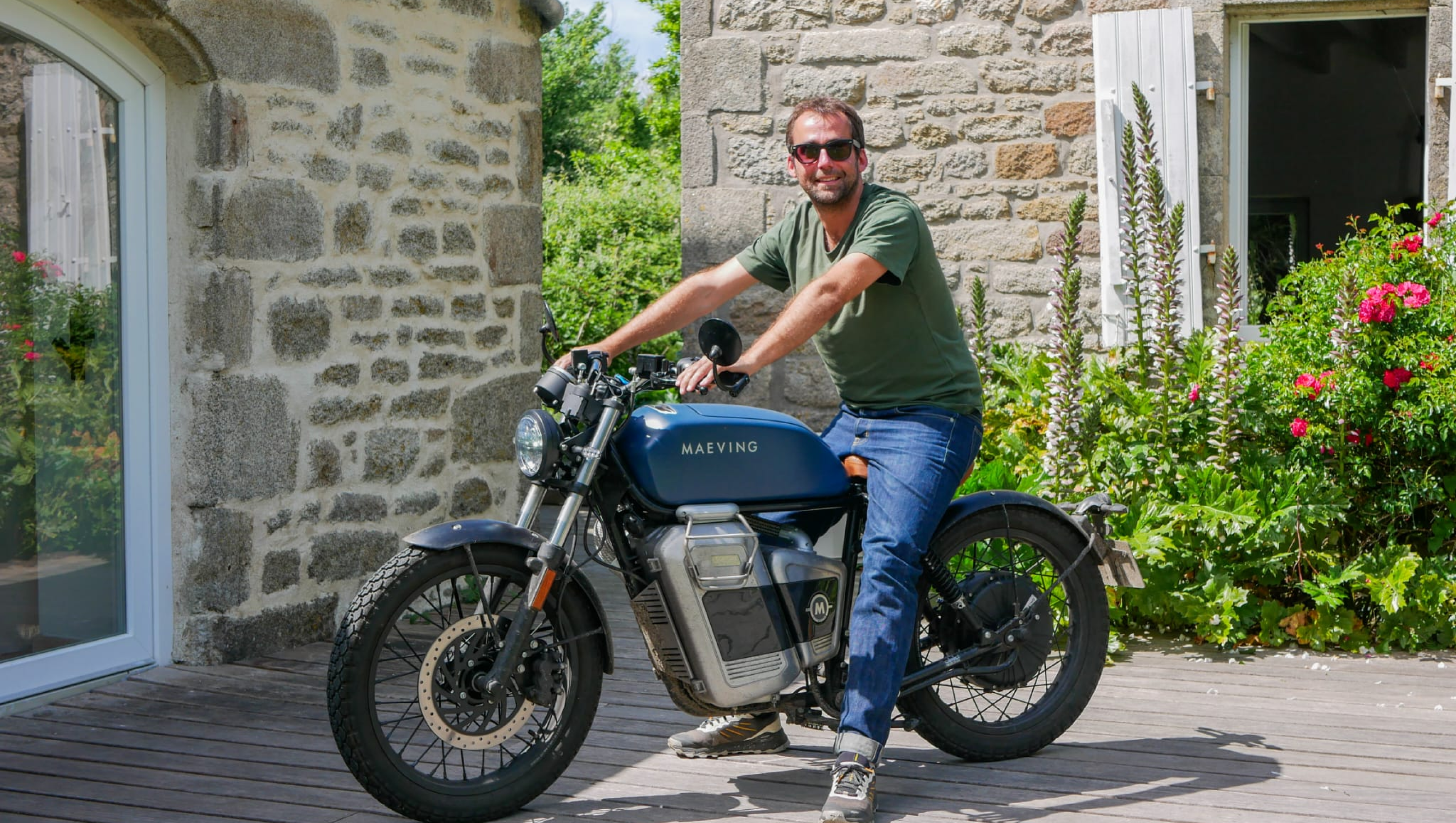 RENCONTRE AVEC ANTOINE, LE TEMPS D'UNE ESCAPADE BRETONNE, AU GUIDON DE SA RM1S
