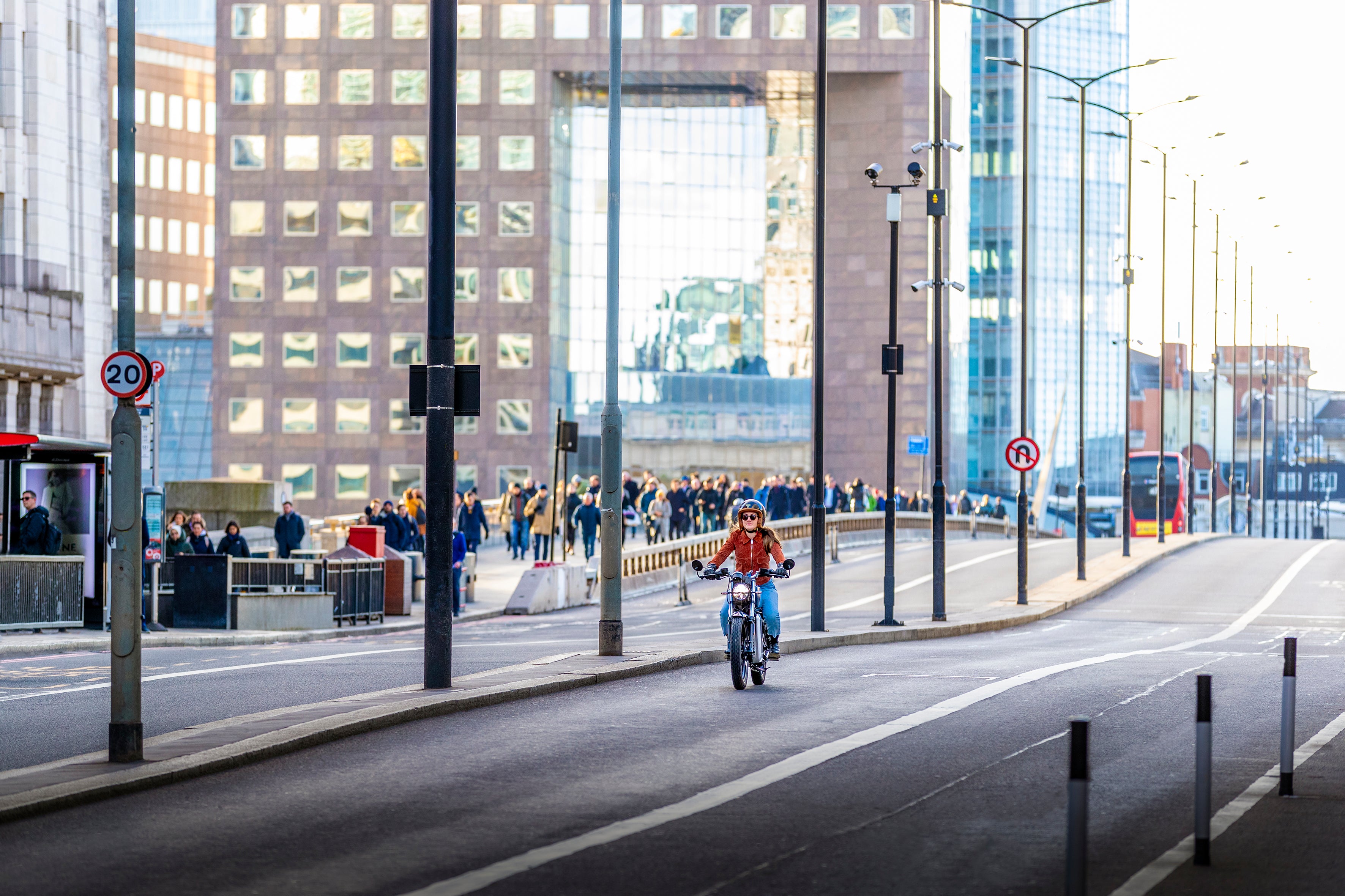 Cleaner, Happier, Healthier Cities: How Electric Motorcycles Reduce Congestion and Emissions