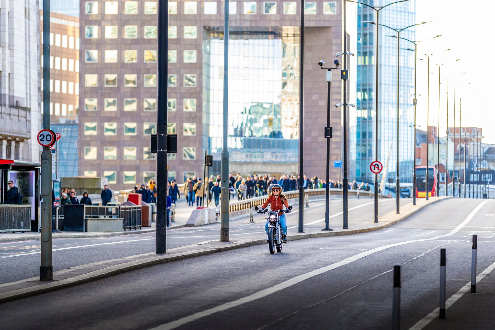 How Motorcycles Reduce Traffic Congestion: The Data Behind Urban Solutions