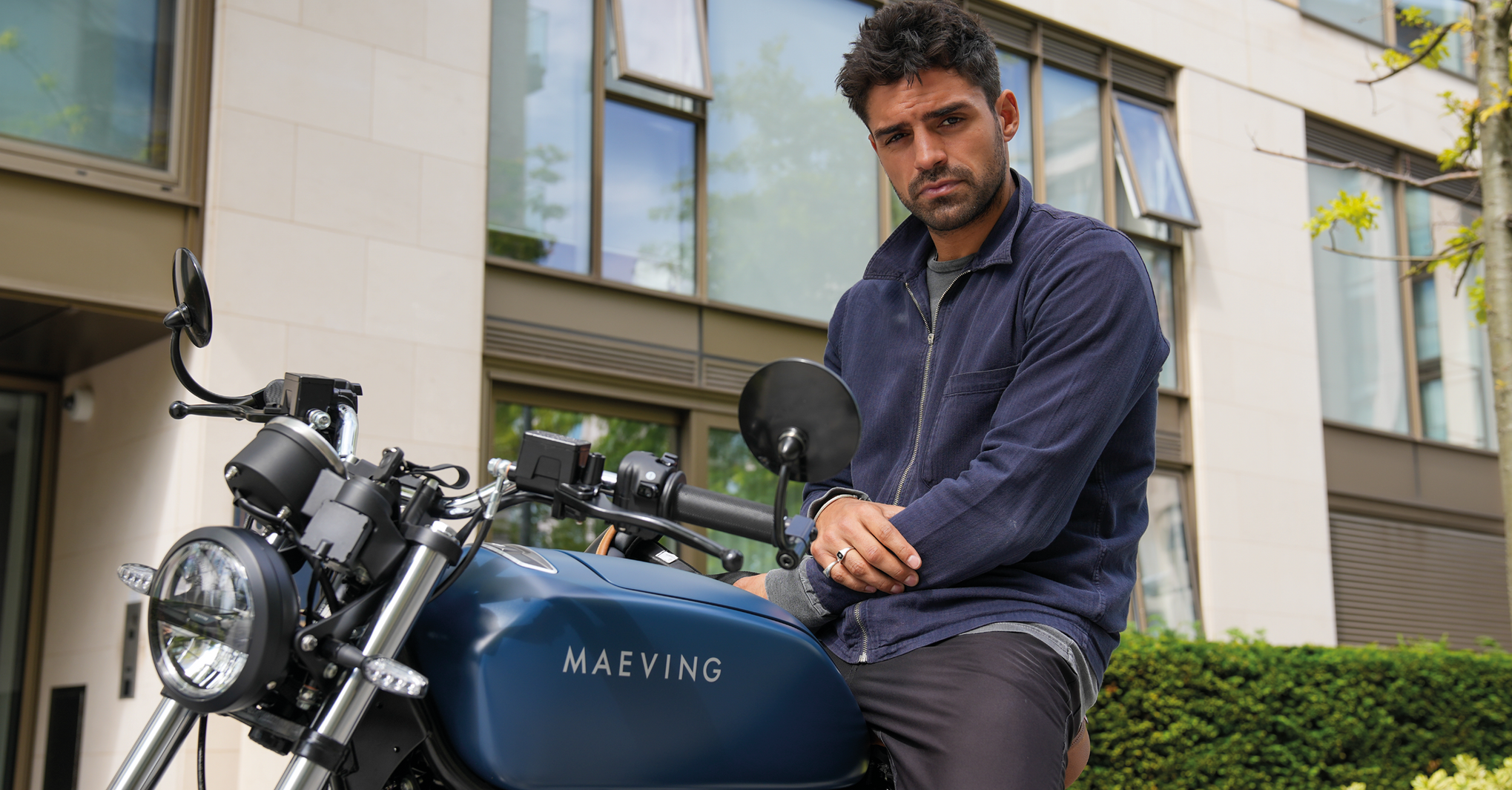 Maeving Rider Guide: Actor Sean Teale