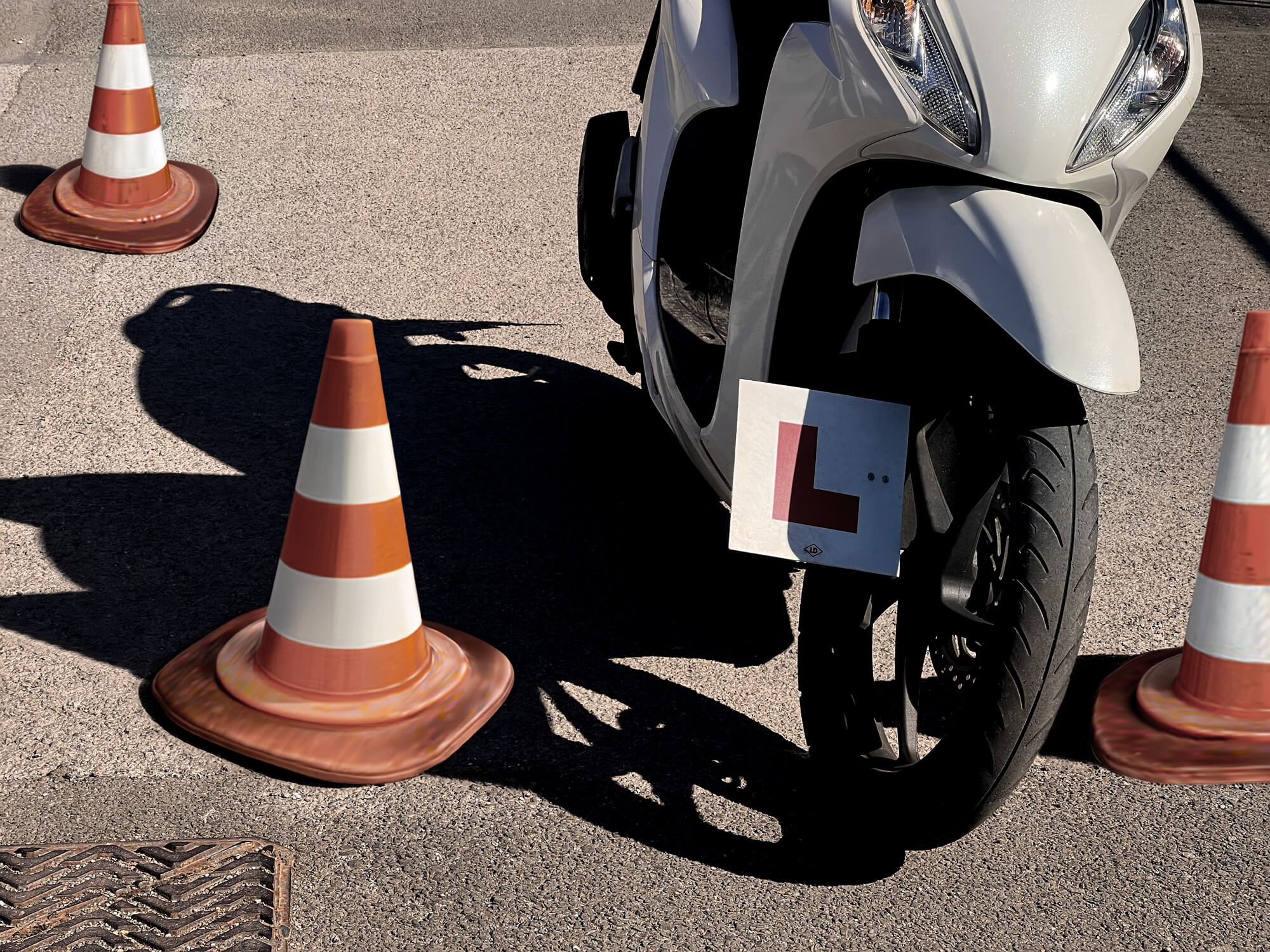 Motorbike for new riders with L-Plates at a CBT centre